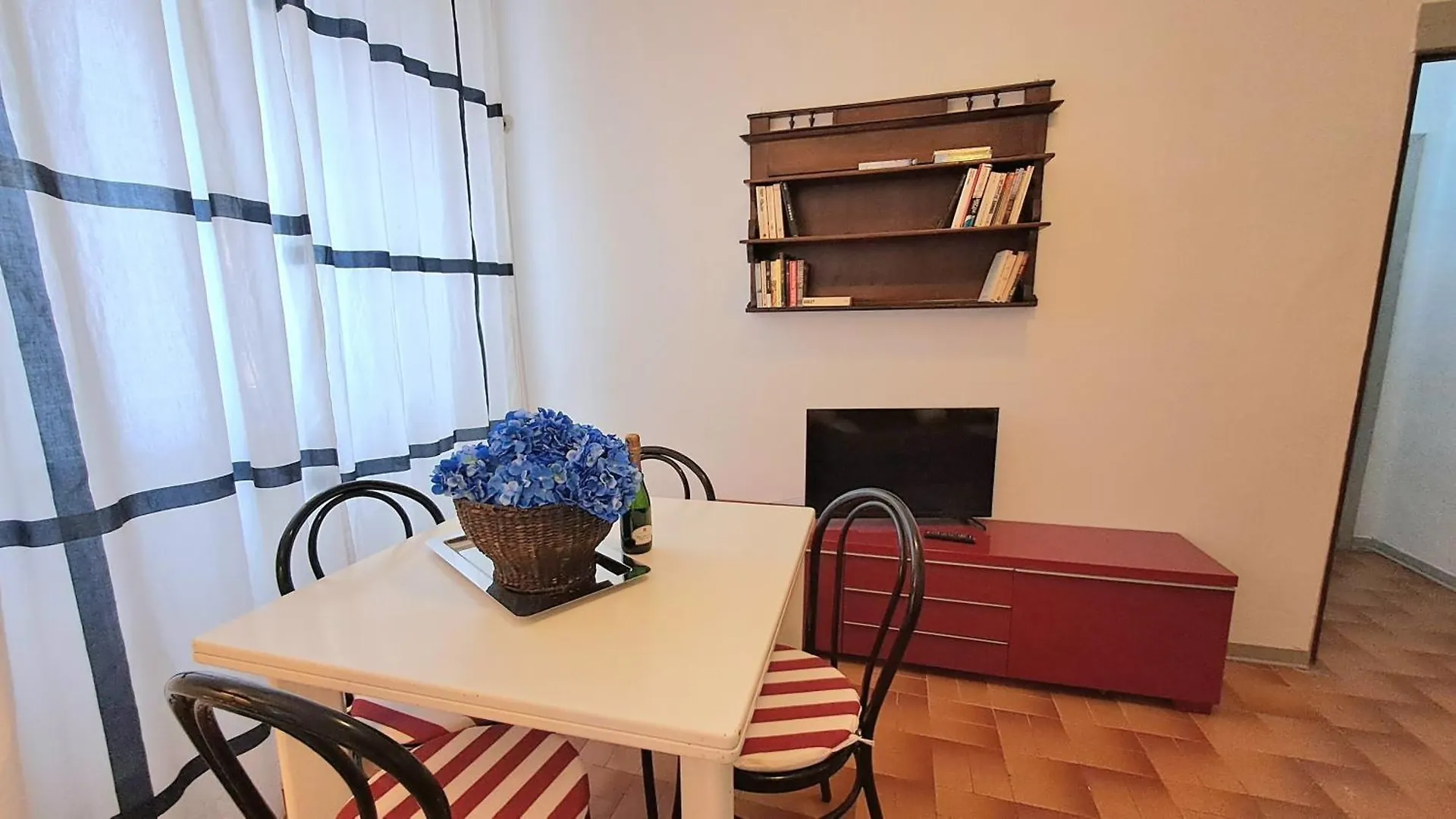 Blue Breeze Apartment Germignaga