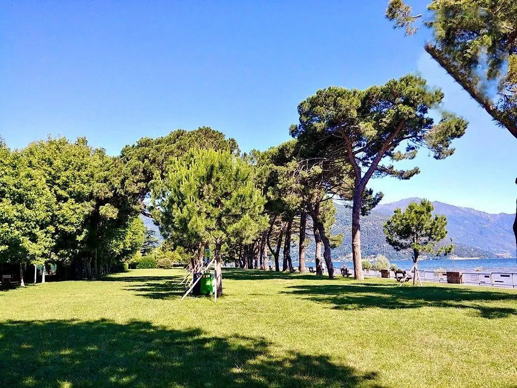 Blue Breeze Apartment Germignaga